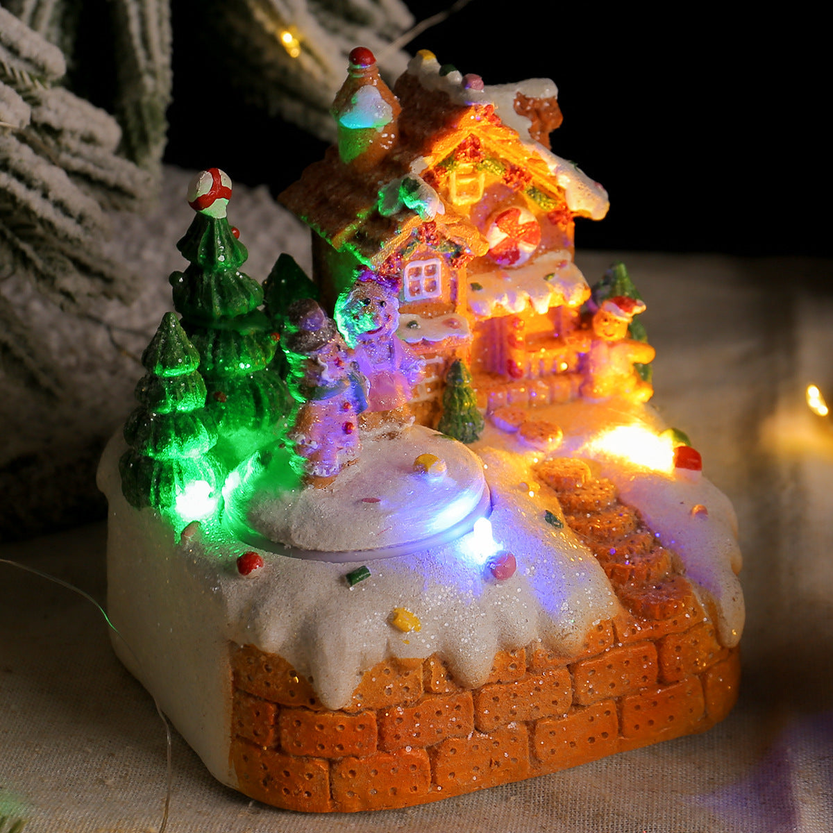 Creative Mini Rotating Gingerbread Man Music Box Desktop Ornament